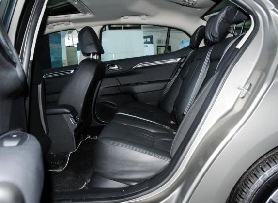 雪铁龙C4L 2013款 1.8L 自动劲智版 车厢座椅   后排空间