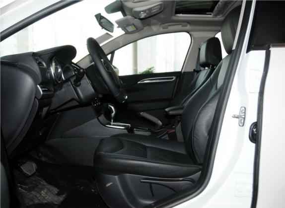 雪铁龙C4L 2014款 1.8L 智驱版 自动劲智型 车厢座椅   前排空间