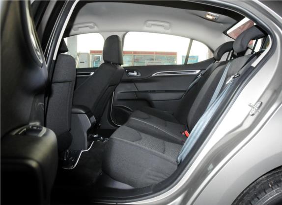 雪铁龙C4L 2014款 1.8L 智驱版 自动劲享型 车厢座椅   后排空间
