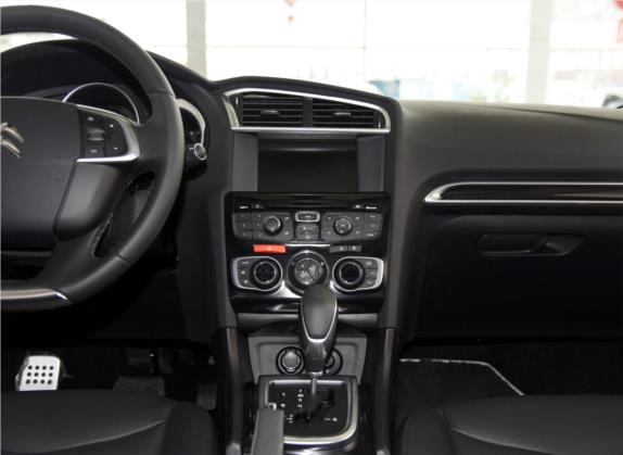 雪铁龙C4L 2014款 1.6THP 车载互联版 自动劲智型 中控类   中控台
