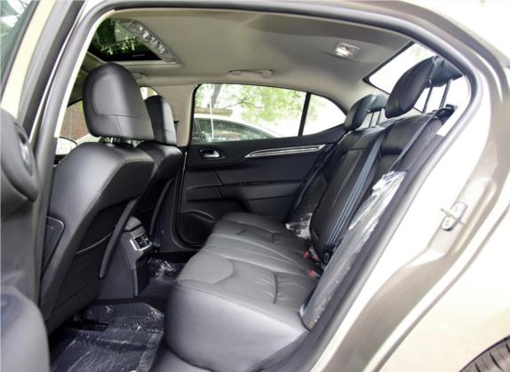 雪铁龙C4L 2015款 1.8L 自动尊贵版 车厢座椅   后排空间