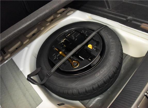 雪铁龙C4L 2015款 1.2T 手动豪华版 其他细节类   备胎