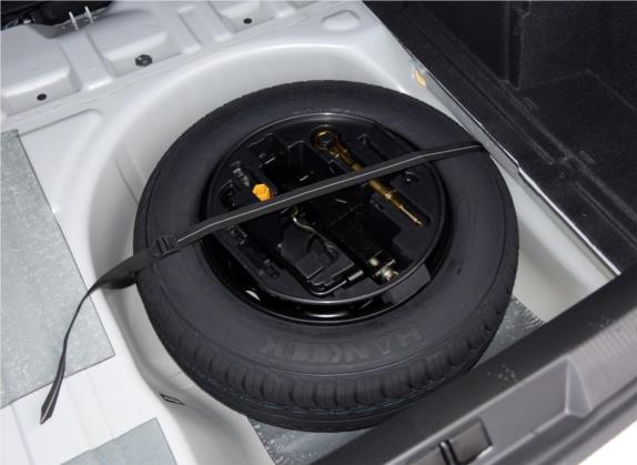 雪铁龙C4L 2015款 1.2T 自动豪华版 其他细节类   备胎