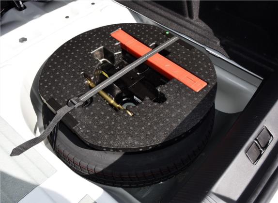 雪铁龙C4L 2016款 1.2T 手动领先型 其他细节类   备胎