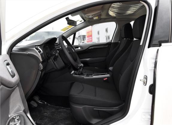 雪铁龙C4L 2016款 1.2T 手动领先型 车厢座椅   前排空间