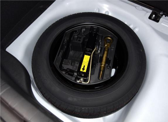 雪铁龙C3-XR 2015款 1.6L 自动时尚型 其他细节类   备胎