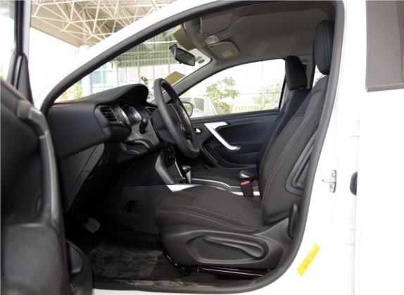 雪铁龙C3-XR 2015款 1.6L 自动时尚型 车厢座椅   前排空间