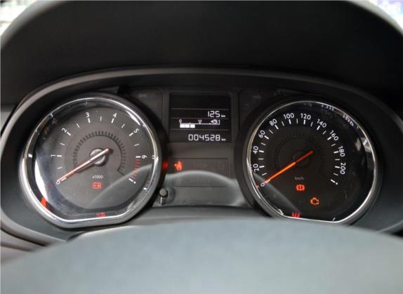 雪铁龙C3-XR 2015款 1.6L 手动先锋型 中控类   仪表盘