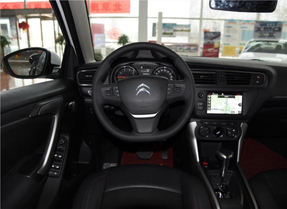 雪铁龙C3-XR 2015款 1.6THP 自动智能型 中控类   驾驶位