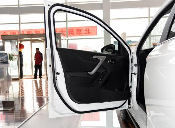 雪铁龙C3-XR 2015款 1.6THP 自动智能型 车厢座椅   前门板