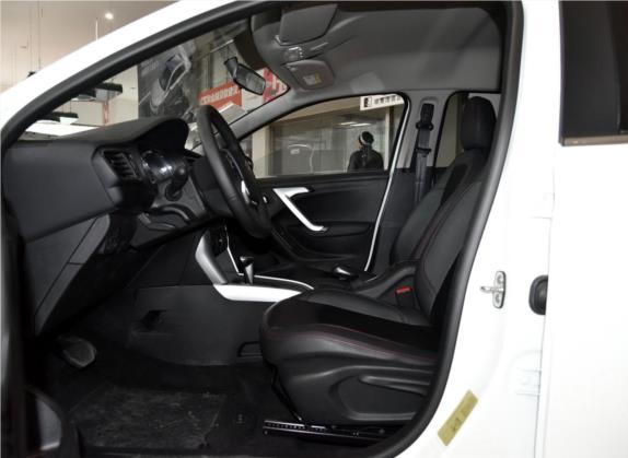 雪铁龙C3-XR 2017款 1.6L 自动先锋型 车厢座椅   前排空间