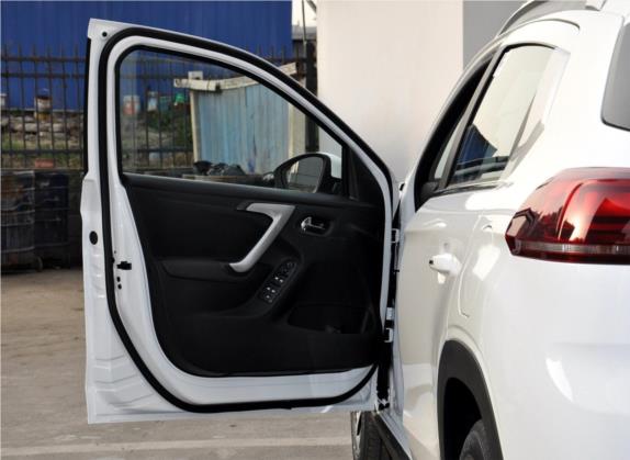 雪铁龙C3-XR 2018款 230THP 自动智能型 车厢座椅   前门板