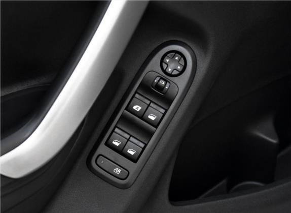 雪铁龙C3-XR 2018款 230THP 自动智能型 车厢座椅   门窗控制