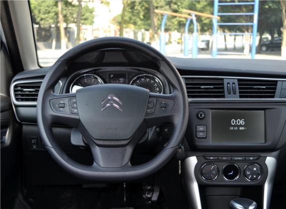 雪铁龙C3-XR 2018款 1.6L 自动先锋型 中控类   驾驶位