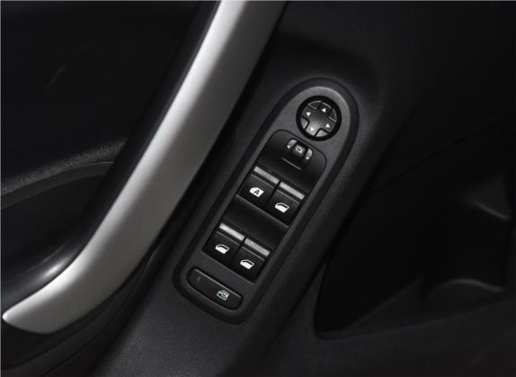 雪铁龙C3-XR 2018款 改款 1.6L 自动先锋型 车厢座椅   门窗控制