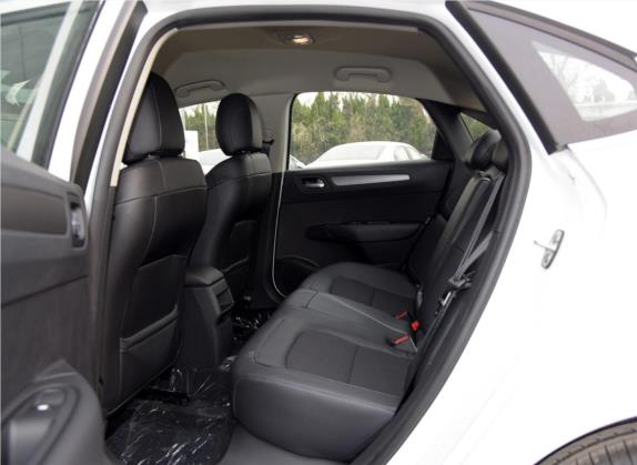 C4世嘉 2016款 1.2THP 自动豪华型 车厢座椅   后排空间