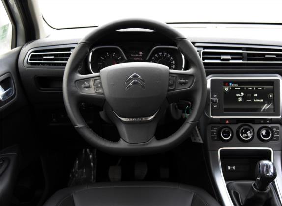 C4世嘉 2016款 1.6L 手动豪华型 中控类   驾驶位