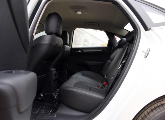 C4世嘉 2016款 1.6L 手动豪华型 车厢座椅   后排空间