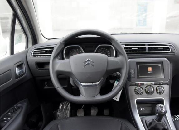C4世嘉 2016款 1.6L 手动舒适型 中控类   驾驶位