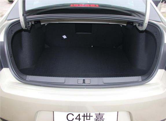 C4世嘉 2016款 悦心版 1.6L 自动豪华型 车厢座椅   后备厢