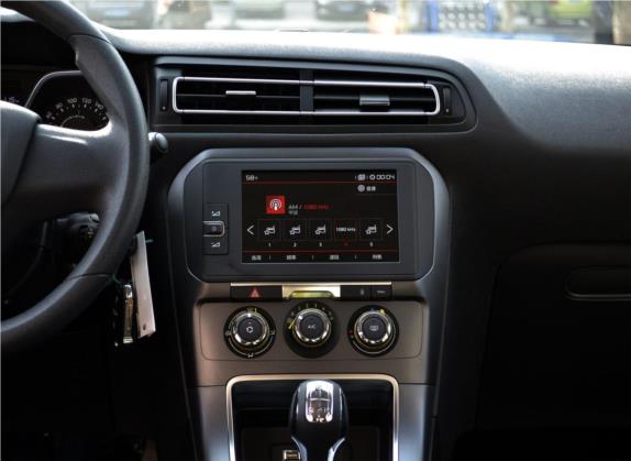 C4世嘉 2018款 1.6L 手动舒适型 中控类   中控台