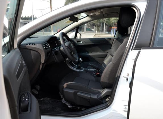 C4世嘉 2018款 1.6L 手动舒适型 车厢座椅   前排空间