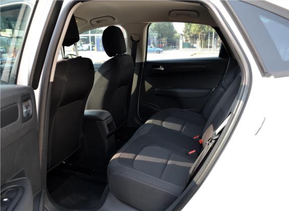C4世嘉 2018款 1.6L 手动舒适型 车厢座椅   后排空间