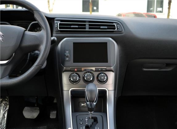 C4世嘉 2018款 1.6L 自动舒适型 中控类   中控台