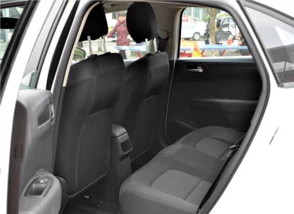 C4世嘉 2018款 1.6L 自动舒适型 车厢座椅   后排空间
