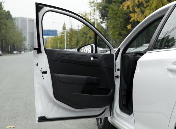 C4世嘉 2018款 1.6L 手动豪华型 车厢座椅   前门板