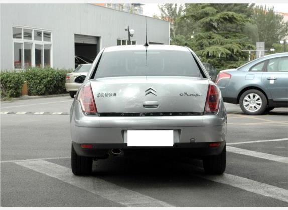 凯旋 2008款 2.0L 自动旗舰导航型 外观   正后