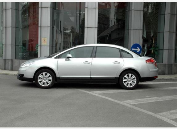 凯旋 2008款 2.0L 自动旗舰导航型 外观   正侧