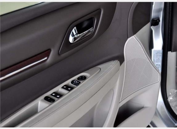 凯旋 2010款 2.0L 自动科技版 车厢座椅   门窗控制