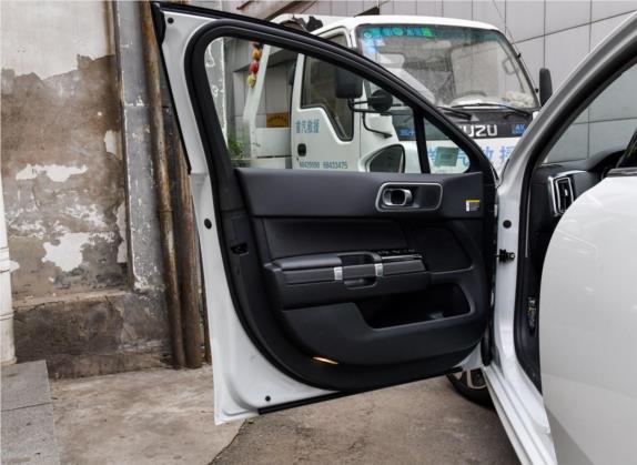 雪铁龙C6 2017款 改款 380THP 尊贵型 车厢座椅   前门板