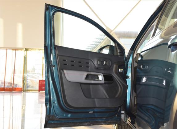 天逸 C5 AIRCROSS 2019款 350THP 进享型 国V 车厢座椅   前门板