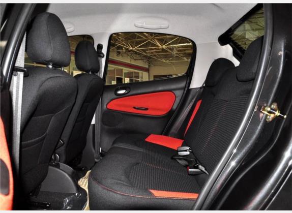 雪铁龙C2 2010款 1.4L 手动运动型 车厢座椅   后排空间