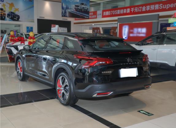 凡尔赛C5 X 2022款 1.6T 享不凡 虎年开门红版 外观   斜后