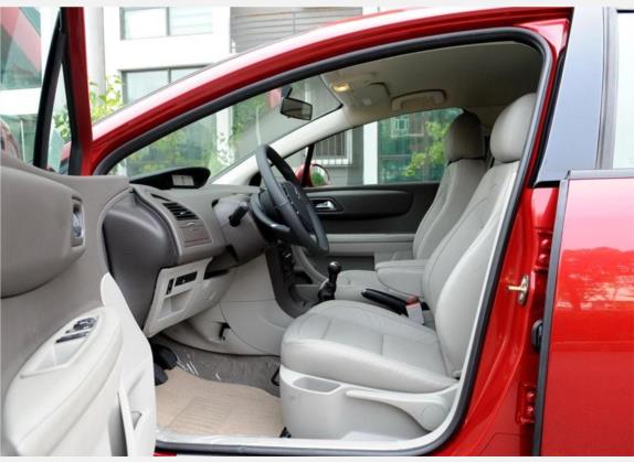 世嘉 2008款 两厢 1.6L 手动舒适型 车厢座椅   前排空间