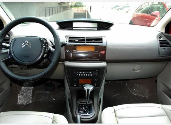 世嘉 2008款 两厢 1.6L 自动舒适型 中控类   中控全图