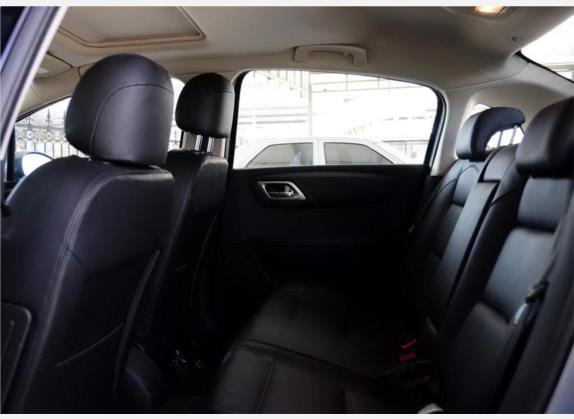 世嘉 2009款 三厢 2.0L 自动豪华型 车厢座椅   后排空间