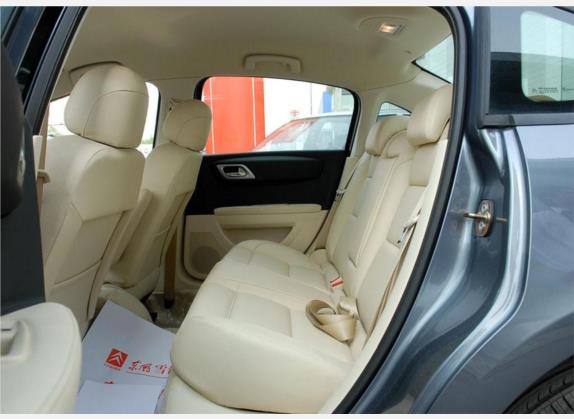 世嘉 2009款 三厢 2.0L 自动舒适型 车厢座椅   后排空间