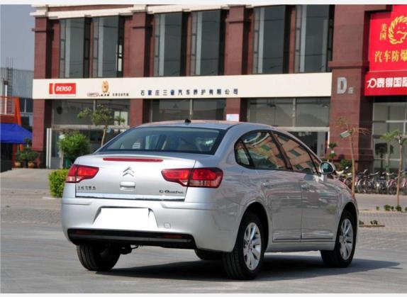 世嘉 2009款 三厢 1.6L 手动时尚型 外观   斜后