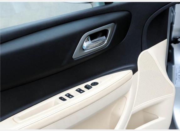 世嘉 2010款 三厢 1.6L 自动尚乐版 车厢座椅   门窗控制
