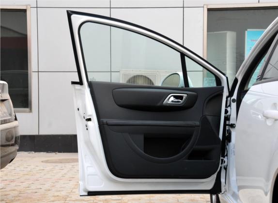 世嘉 2011款 三厢 2.0L 自动贺岁版 车厢座椅   前门板