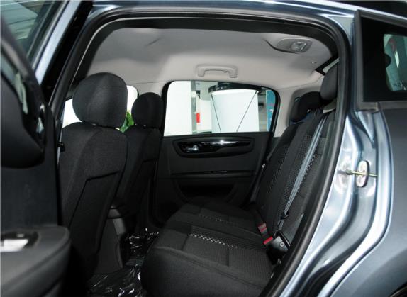 世嘉 2012款 三厢 1.6L 手动品尚型 车厢座椅   后排空间