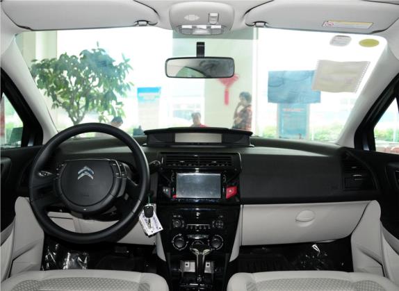 世嘉 2012款 三厢 1.6L 自动品尚型 中控类   中控全图