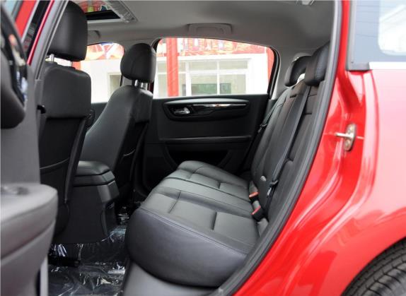 世嘉 2012款 两厢 2.0L 自动乐骋型 车厢座椅   后排空间