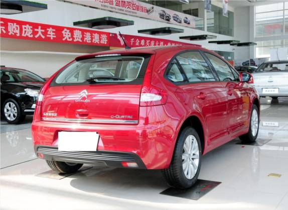 世嘉 2012款 两厢 1.6L 手动乐尚型 外观   斜后