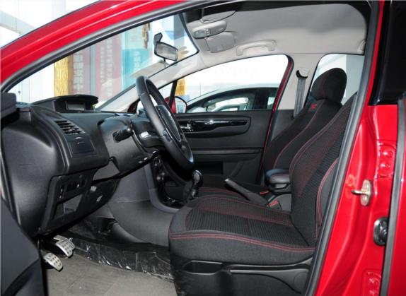 世嘉 2013款 CROSS 1.6L 手动 车厢座椅   前排空间