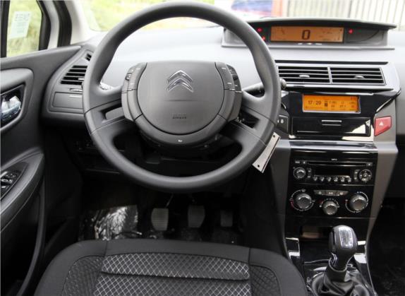 世嘉 2013款 1.6L 手动品尚型CNG 中控类   驾驶位